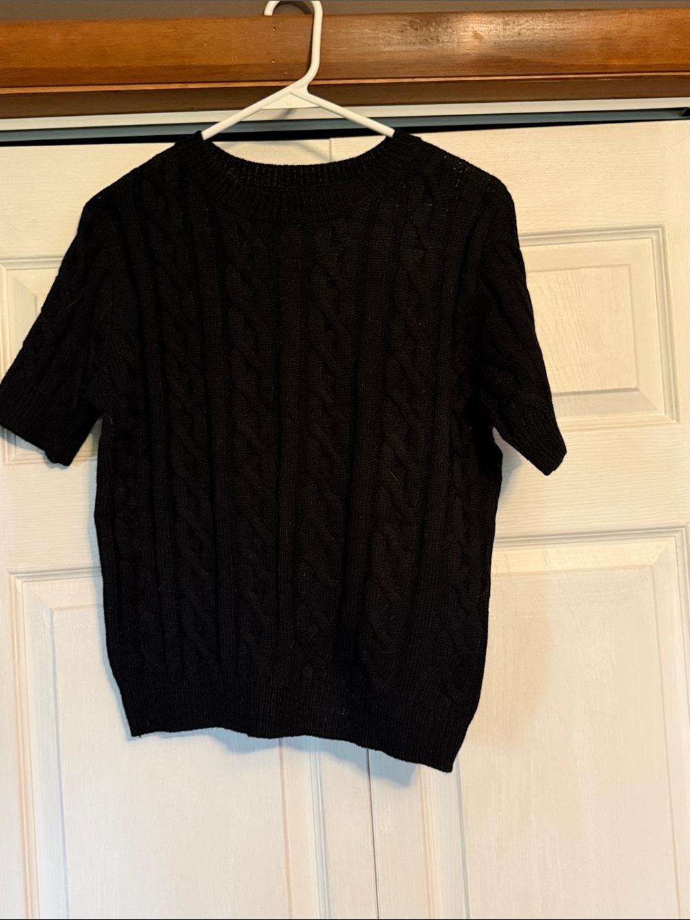 SHEIN Black Cable Knit Short Sleeve Crewneck Top